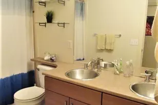 700 E Denny Way, Seattle, WA 98122 - Photo 9