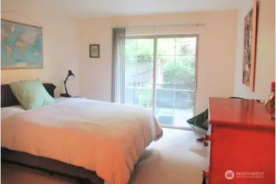 700 E Denny Way #202, Seattle, WA 98122 - Photo 7