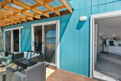 2711 Day Island Boulevard W, University Place, WA 98466 - Photo 29