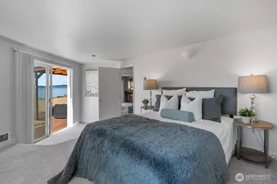 2711 Day Island Boulevard W, University Place, WA 98466 - Photo 23