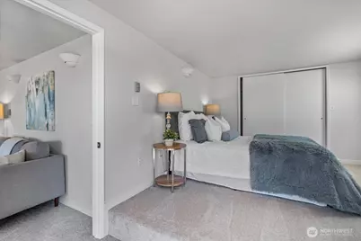 2711 Day Island Boulevard W, University Place, WA 98466 - Photo 21