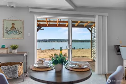 2711 Day Island Boulevard W, University Place, WA 98466 - Photo 13