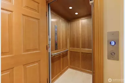 12510 Holmes Point Drive NE, Kirkland, WA 98034 - Photo 21