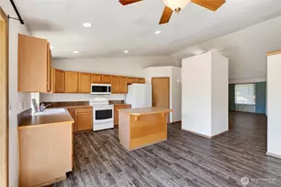 10322 249th St Ct E, Graham, WA 98338 - Photo 29