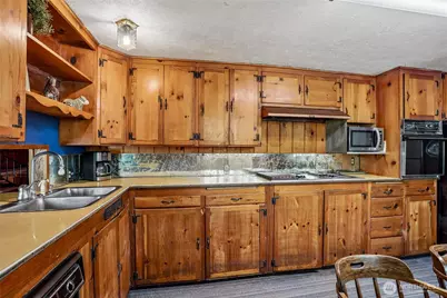 7203 128th Street E, Puyallup, WA 98373 - Photo 11