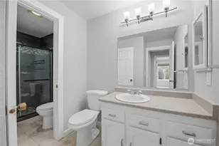 4189 W Lake Sammamish Pkwy SE, Bellevue, WA 98008 - Photo 27