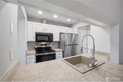 4189 W Lake Sammamish Parkway SE #B309, Bellevue, WA 98008 - Photo 11