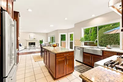 10210 NE 154th Street, Bothell, WA 98011 - Photo 11