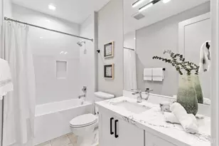 12608 NE 30th St, Bellevue, WA 98005 - Photo 33