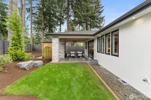 12608 NE 30th St, Bellevue, WA 98005 - Photo 37