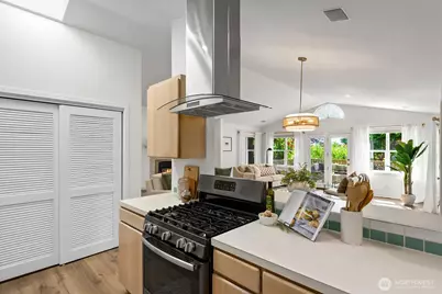 4018 59th Avenue SW, Seattle, WA 98116 - Photo 19
