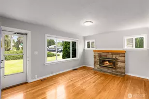 2501 SW 112th St, Seattle, WA 98146 - Photo 3
