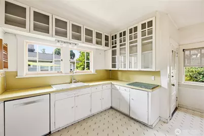 4747 4th Avenue NE, Seattle, WA 98105 - Photo 13