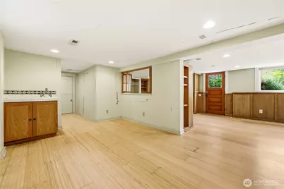 4747 4th Avenue NE, Seattle, WA 98105 - Photo 29