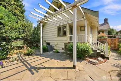 4747 4th Avenue NE, Seattle, WA 98105 - Photo 37