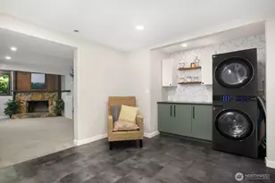 16410 SE 31st St, Bellevue, WA 98008 - Photo 19