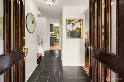 13730 SE 20th Street, Bellevue, WA 98005 - Photo 3