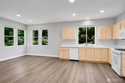 6750 163rd Place SE #B, Bellevue, WA 98006 - Photo 7