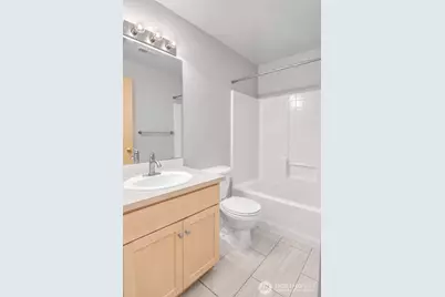 6750 163rd Place SE #B, Bellevue, WA 98006 - Photo 15