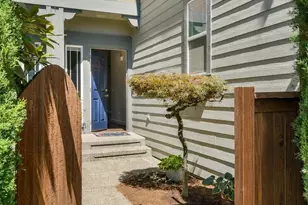 6750 163rd Pl SE, Bellevue, WA 98006 - Photo 3