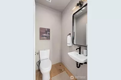 4045 44th Avenue SW, Seattle, WA 98116 - Photo 13
