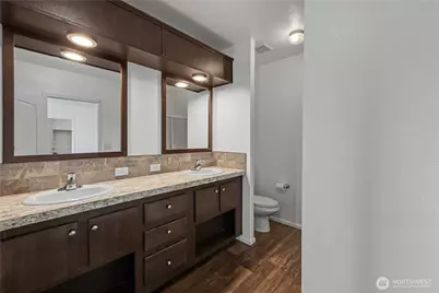 213 N Liberty Street, Port Angeles, WA 98362 - Photo 9