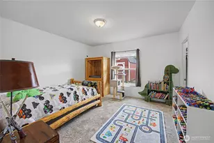 213 N Liberty St, Port Angeles, WA 98362 - Photo 25