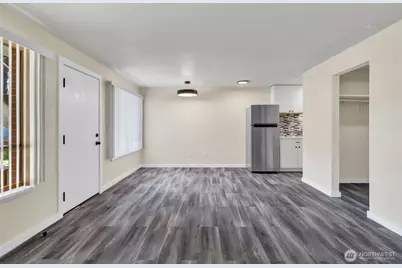 748 S Cloverdale Street #Unit 6, Seattle, WA 98108 - Photo 15