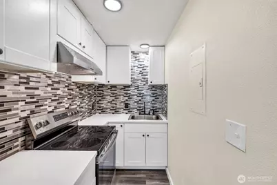748 S Cloverdale Street #Unit 6, Seattle, WA 98108 - Photo 21