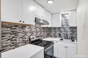 748 S Cloverdale St, Seattle, WA 98108 - Photo 19
