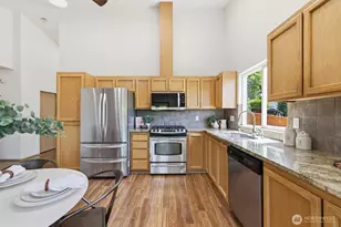21030 25th Dr SE, Bothell, WA 98021 - Photo 9
