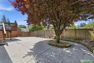 21030 25th Dr SE, Bothell, WA 98021 - Photo 23