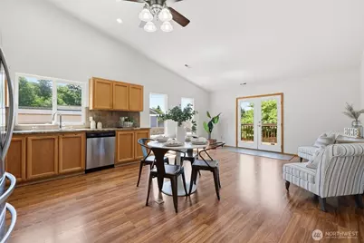 21030 25th Drive SE, Bothell, WA 98021 - Photo 7