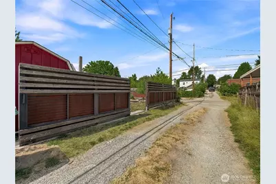 2001 S Lucile Street, Seattle, WA 98108 - Photo 27