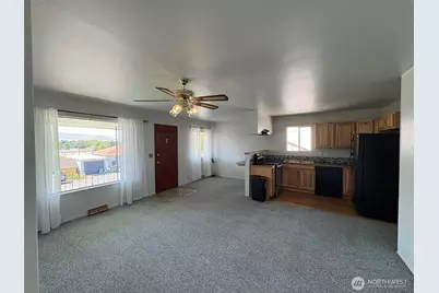 10 W Dewberry Avenue, Omak, WA 98841 - Photo 19