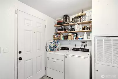 1060 Sidney Street, Oak Harbor, WA 98277 - Photo 9