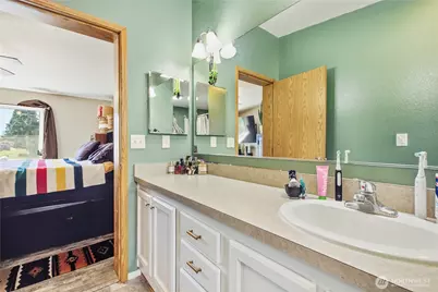 1060 Sidney Street, Oak Harbor, WA 98277 - Photo 15