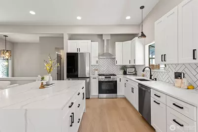 3602 24th Avenue W, Seattle, WA 98199 - Photo 7