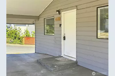 2719 S 125th Street, Seattle, WA 98168 - Photo 3