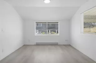 2719 S 125th St, Seattle, WA 98168 - Photo 5
