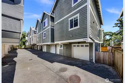 8516 Nesbit Avenue N #A, Seattle, WA 98103 - Photo 27