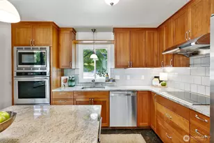 300 N 137th St, Seattle, WA 98133 - Photo 13