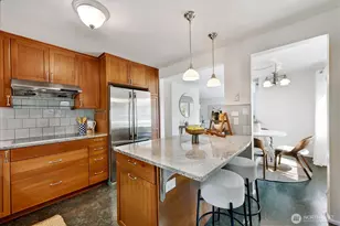 300 N 137th St, Seattle, WA 98133 - Photo 15