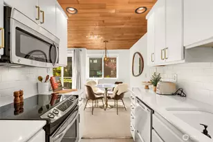 733 Lake St S, Kirkland, WA 98033 - Photo 15
