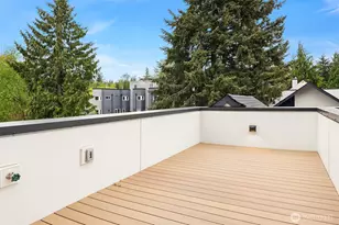 10835 11th Ave NE, Seattle, WA 98125 - Photo 19