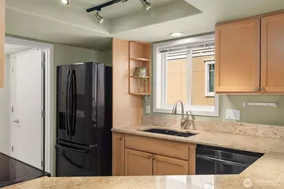 540 Dayton Street #101, Edmonds, WA 98020 - Photo 13
