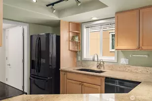 540 Dayton St, Edmonds, WA 98020 - Photo 13