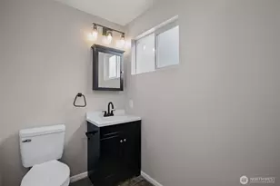 738 Wallin St, Bremerton, WA 98310 - Photo 31