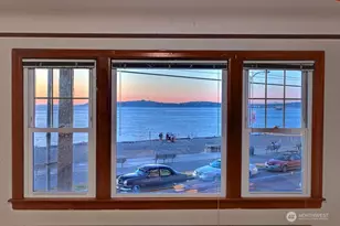 2452 Alki Ave SW, Seattle, WA 98116 - Photo 13