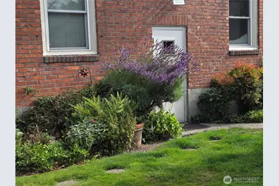 2452 Alki Avenue SW, Seattle, WA 98116 - Photo 7